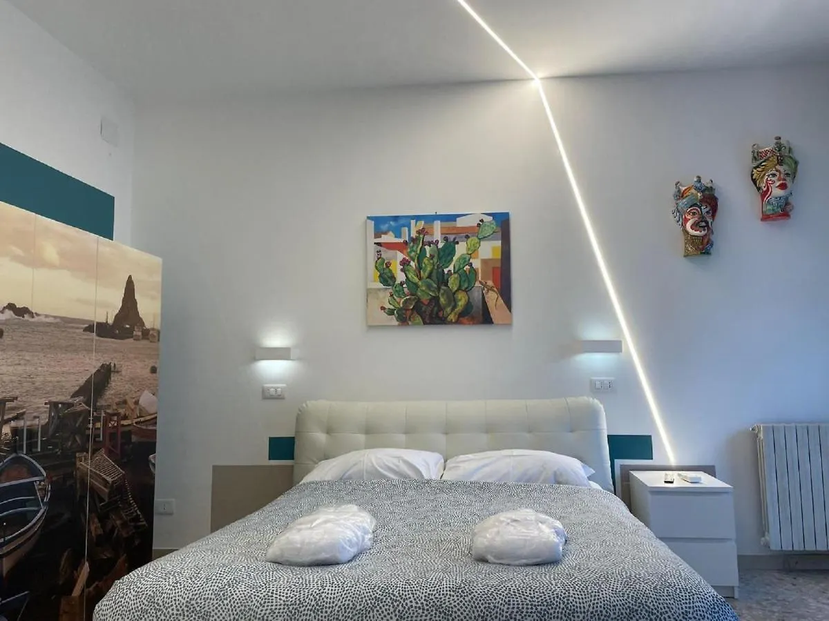 Catania Apartment Borgo Suite Autonomous 0*,  İtalya